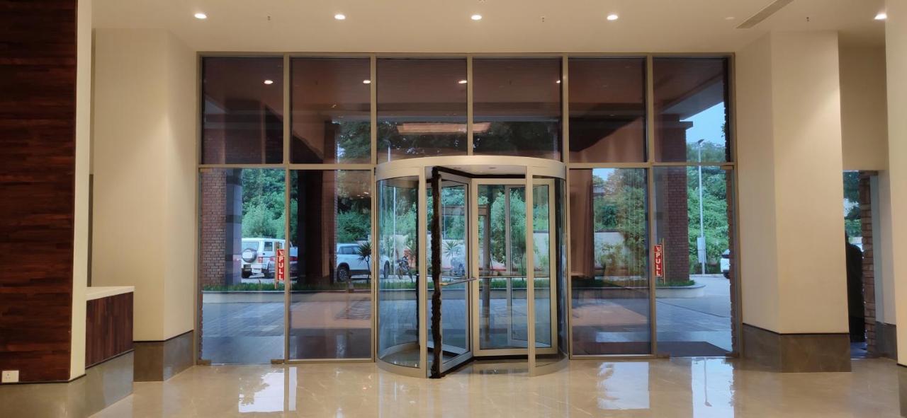 Rājahmundry Manjeera Sarovar Premiere酒店 外观 照片